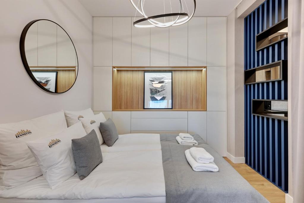 Granaria Premium Riverside & Parking by Downtown Apartments - 13