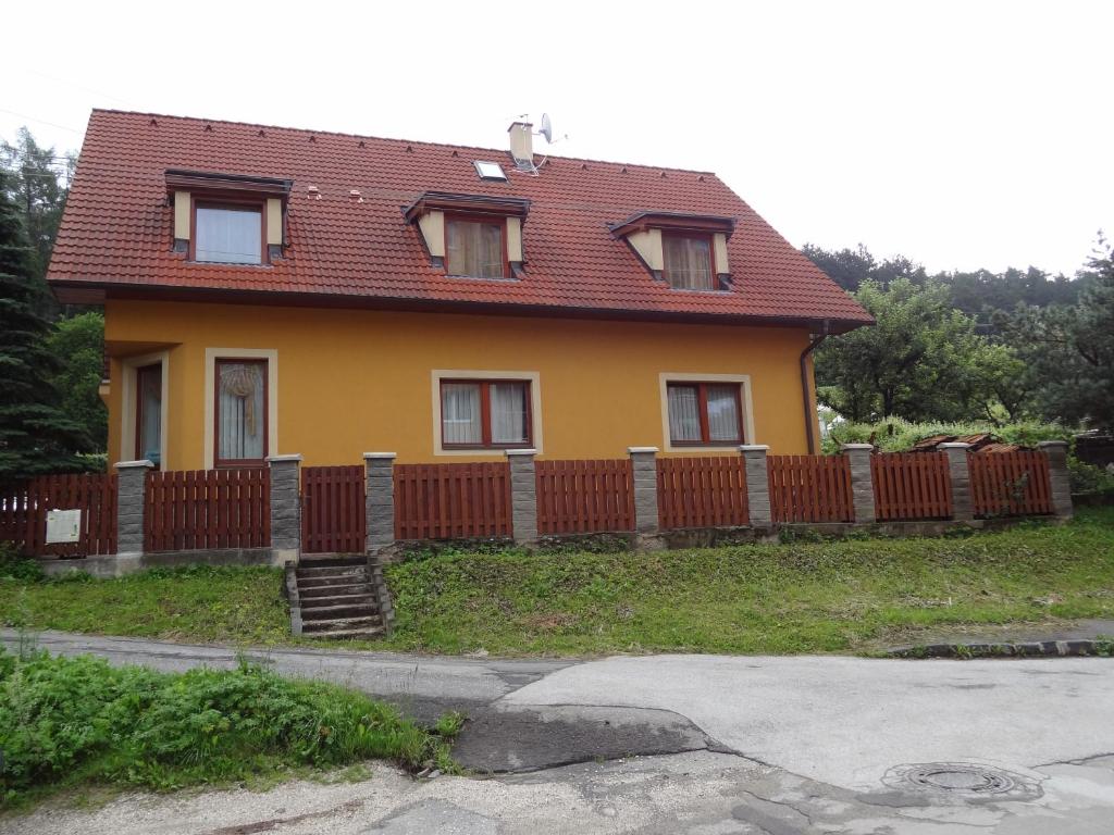 Budova, kde se ubytování v soukromí nachází