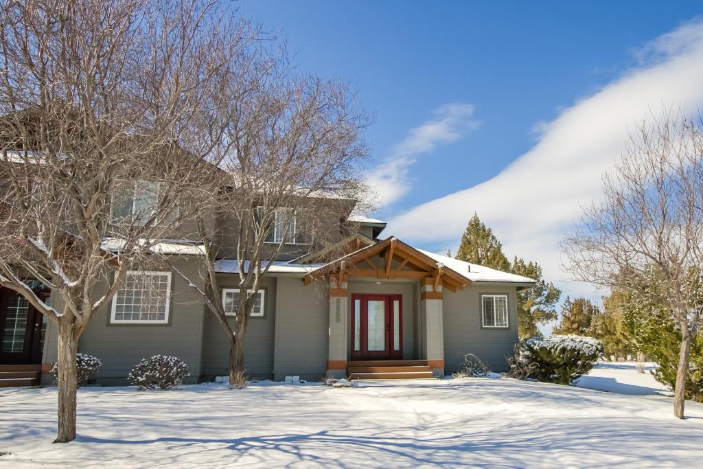 Trees and Tees at Eagle Crest, Redmond (updated prices 2024)