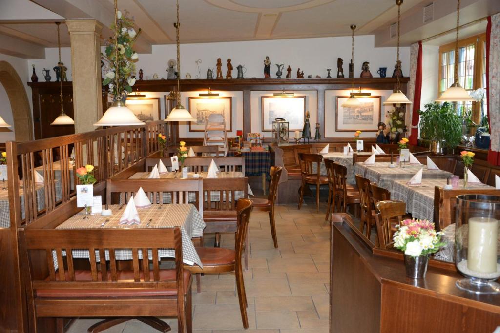 Restaurace v ubytování Land-gut-Hotel Hotel Adlerbräu