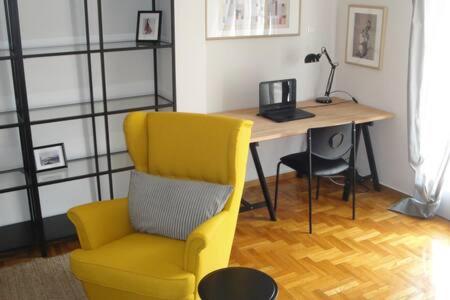 Część wypoczynkowa w obiekcie Illisia Roof Apartment