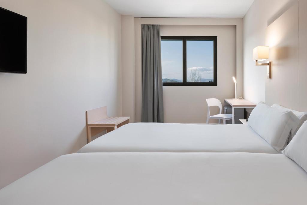 B&B HOTEL Granada Estación - Resim 9