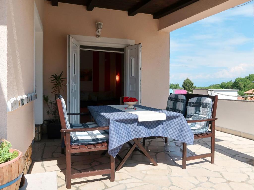 Balkon lub taras w obiekcie Apartment Vesna by Interhome