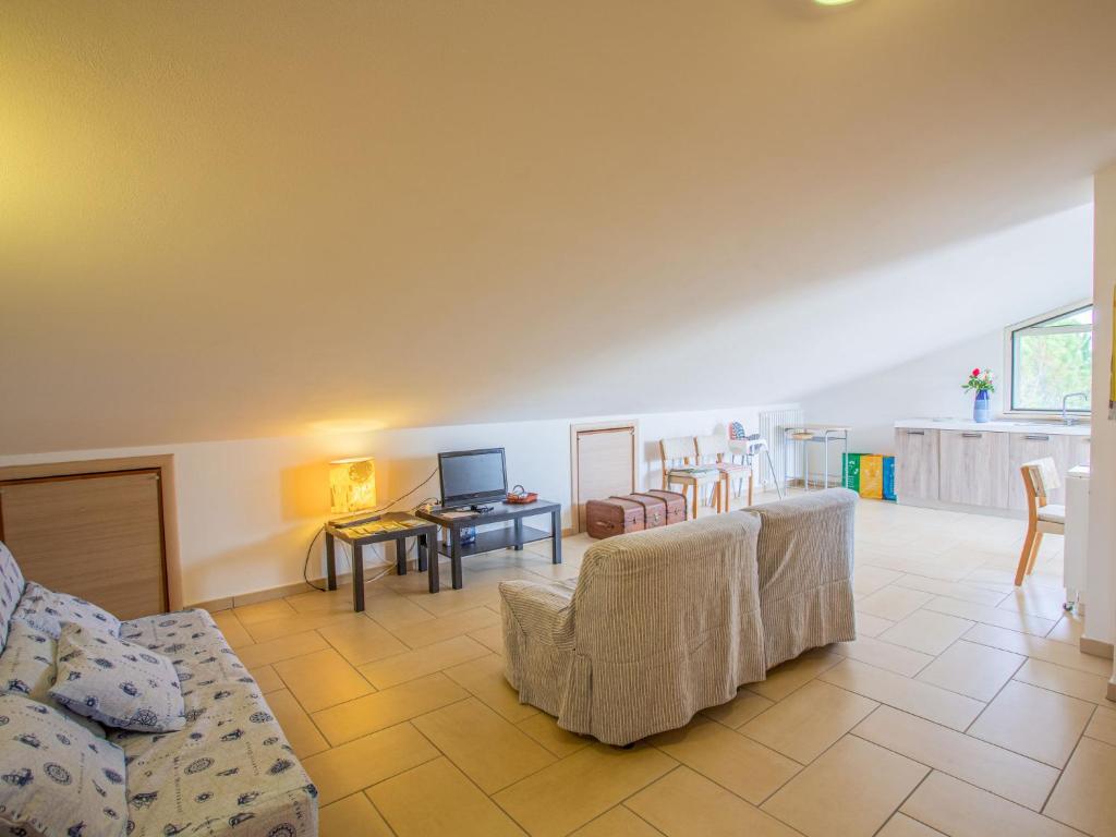 Łóżko lub łóżka w pokoju w obiekcie Holiday Home Michela-2 by Interhome