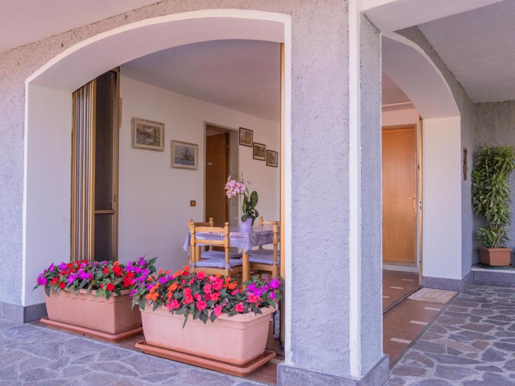 Zdjęcie z galerii obiektu Apartment Delvai-3 by Interhome w Brenzone sul Garda