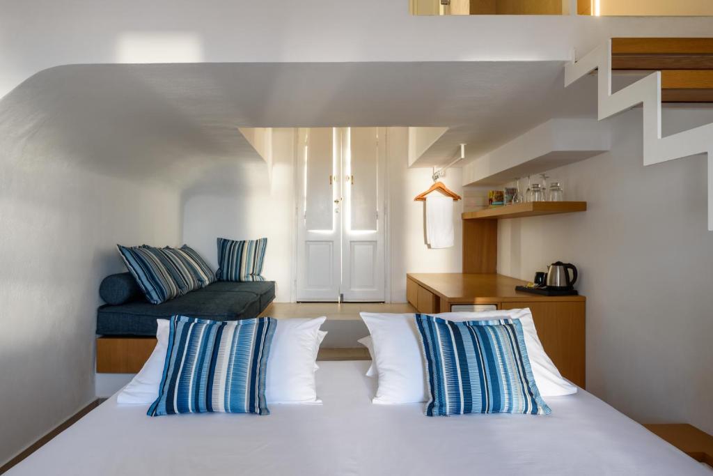 Muses Cycladic Suites - 3