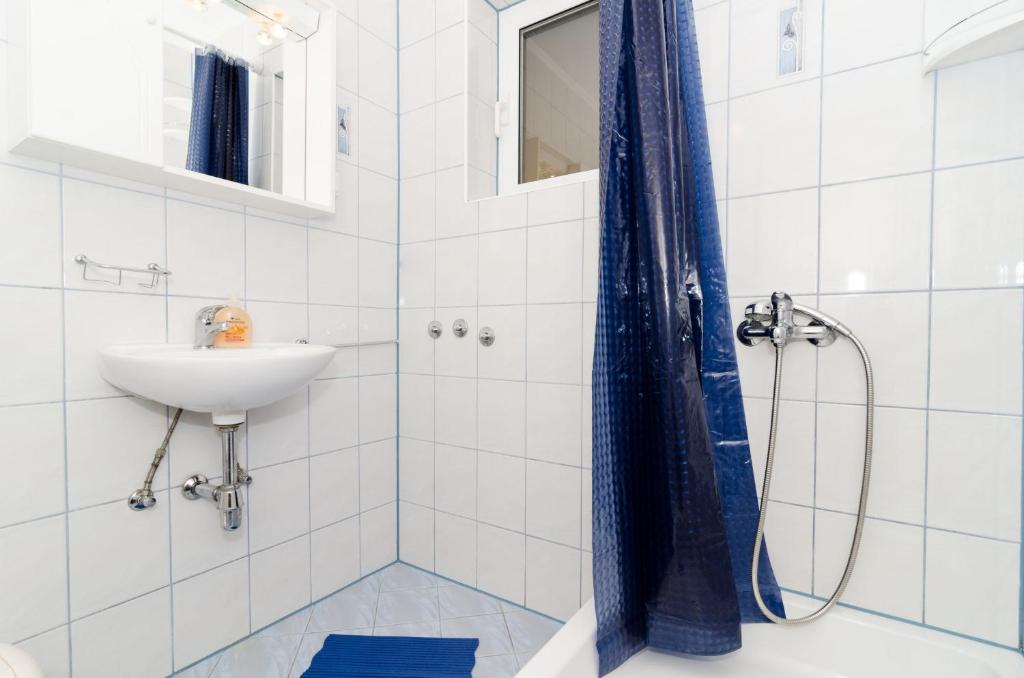 Guest House Daniela - 12