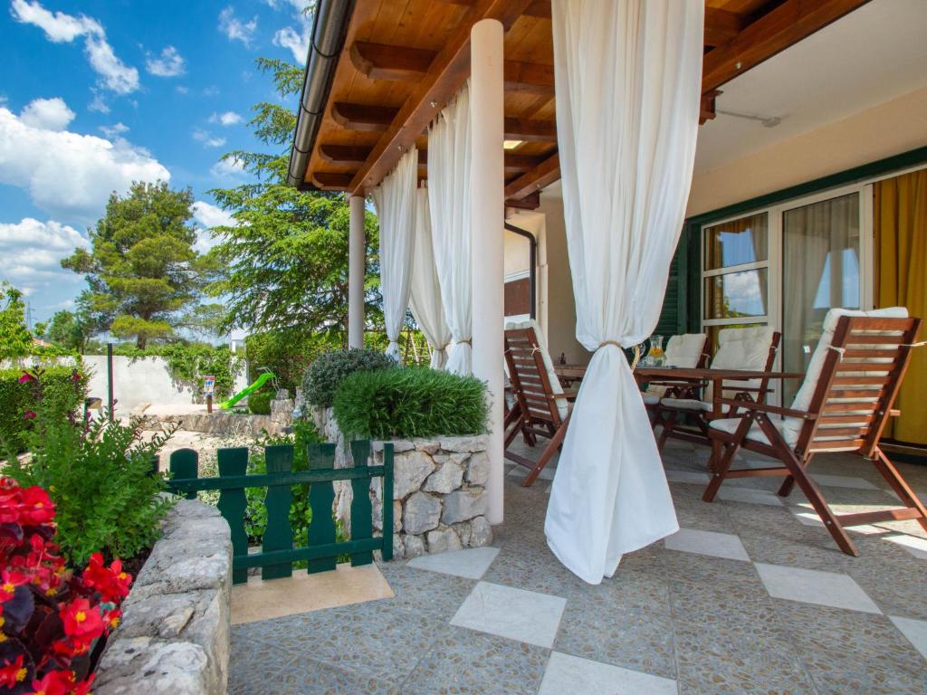 Balkón nebo terasa v ubytování Holiday Home Anka by Interhome