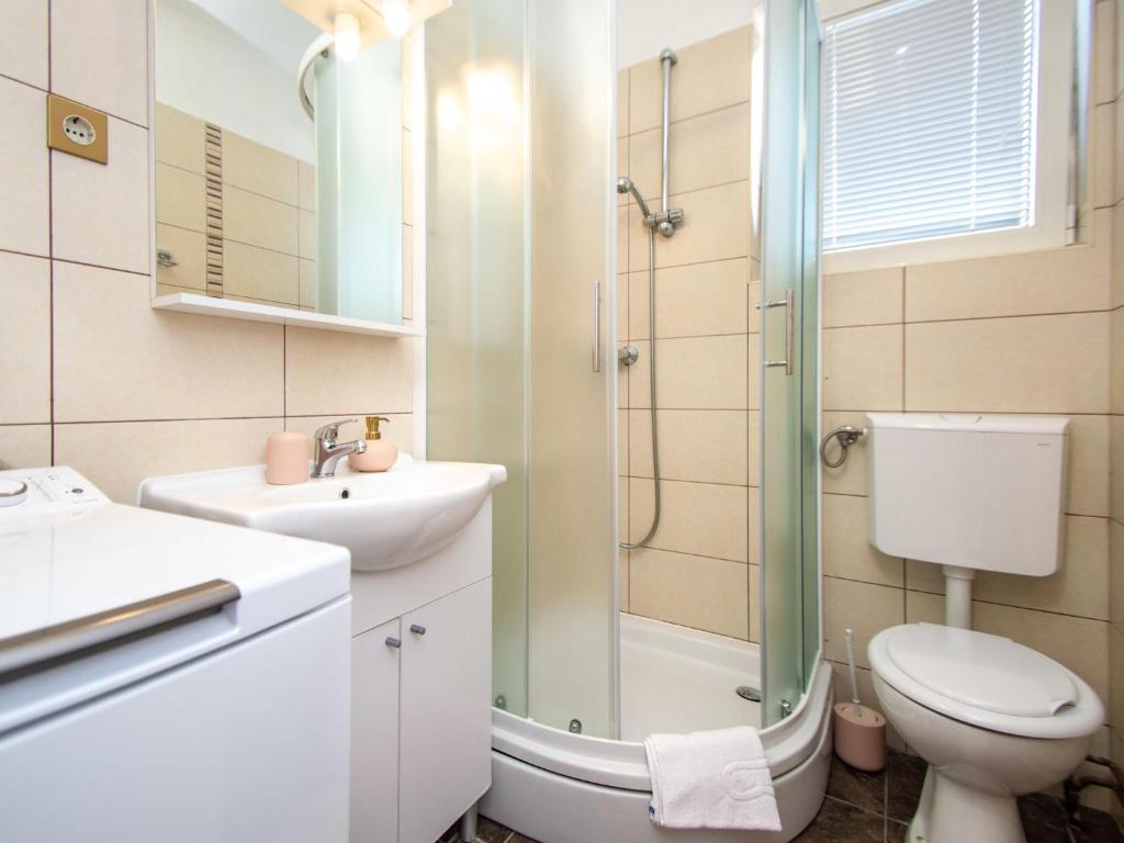 Koupelna v ubytování Holiday Home Anka by Interhome