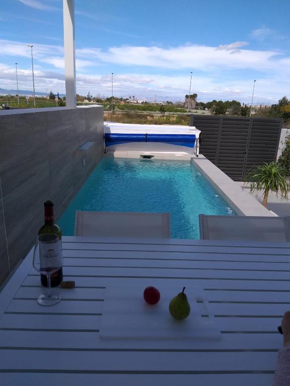 Booking.com: Luxury villa Rojales with private pool & jacuzzi ...
