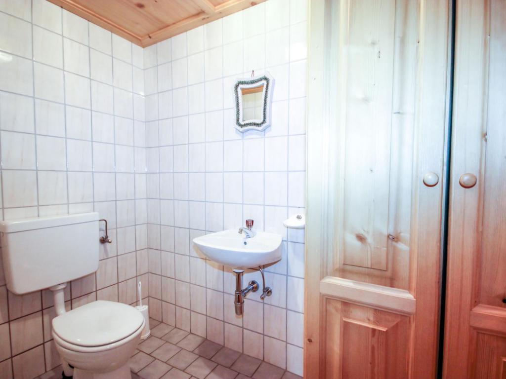 Kúpeľňa v ubytovaní Holiday Home Hölzl by Interhome