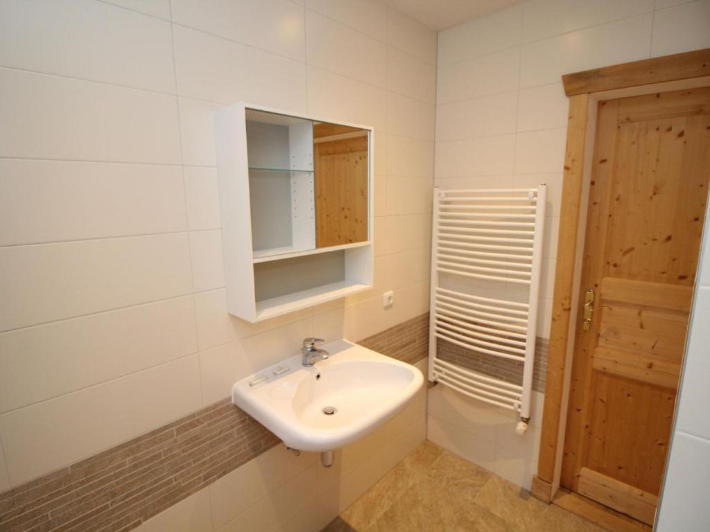 Koupelna v ubytování Apartment Adlerhorst - Top 5 by Interhome
