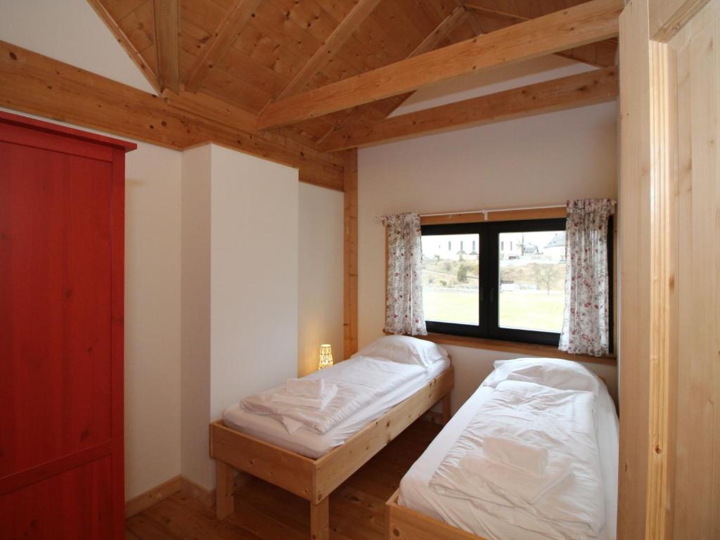 Postel nebo postele na pokoji v ubytování Apartment Bärenhöhle - Top 6 by Interhome