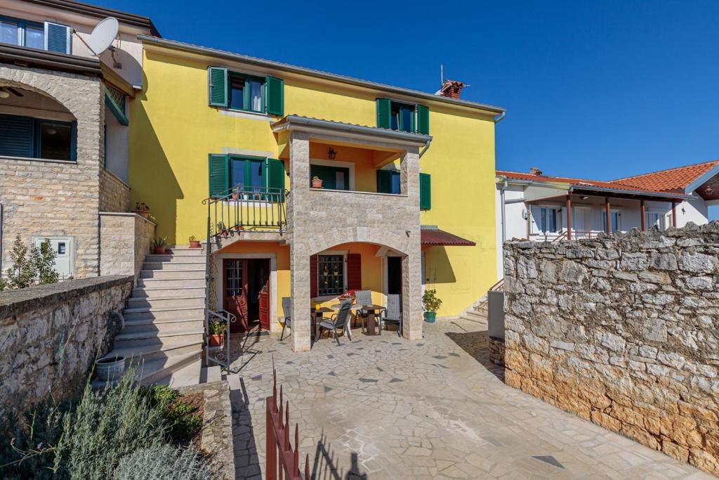 Fotografie z fotogalerie ubytování Apartments Grgeta Funtana v destinaci Funtana