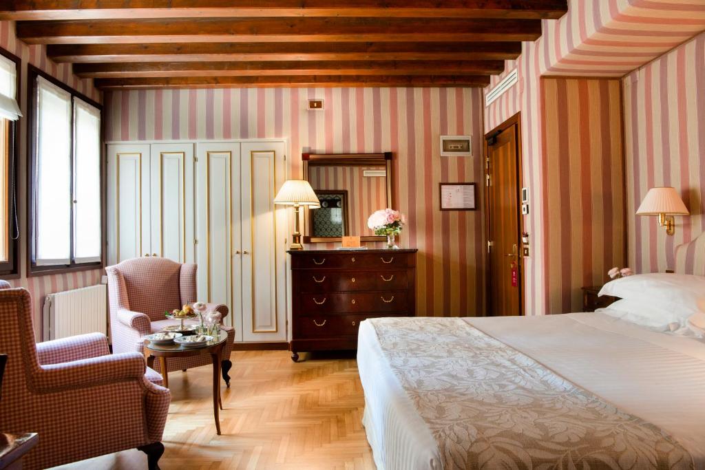 Hotel Villa Cipriani - スーペリア ダブルルーム