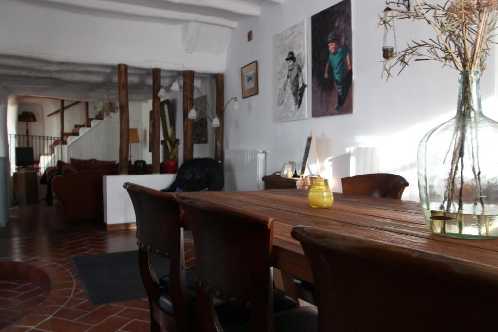 Fotografie z fotogalerie ubytování Casa de Familia Cortijo La Cubertilla v destinaci Fuente-Tójar
