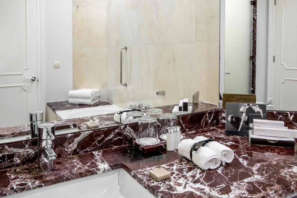 InterContinental Porto - Palacio das Cardosas by IHG - Resim 9