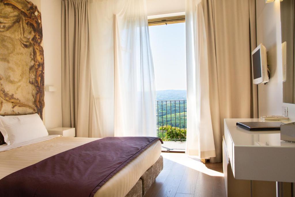 Hotel Castello di Santa Vittoria - Superior Double Room