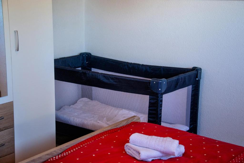 Postel nebo postele na pokoji v ubytování Apartment Ilija