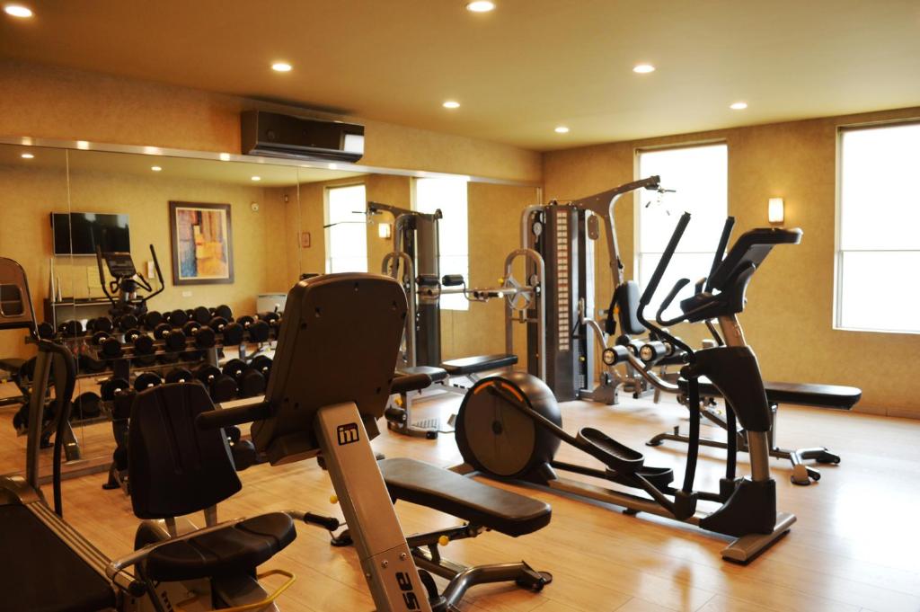 Fitness centrum a/nebo fitness zařízení v ubytování Layfer Express, Córdoba, Ver