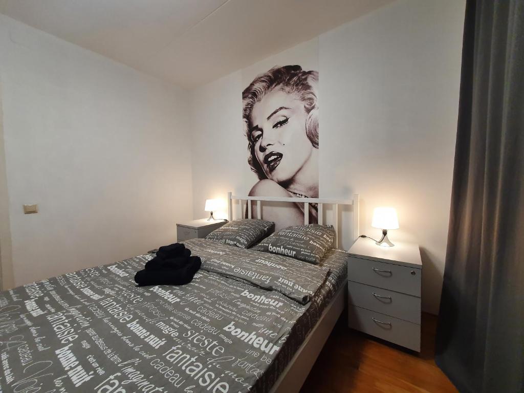 Фото Двухкомнатная Уютная 61м Минимальный срок проживания 2 суток