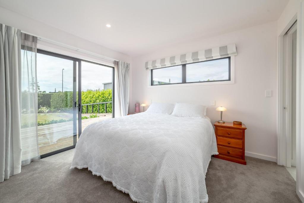 Relax on the Deck - Resim 7