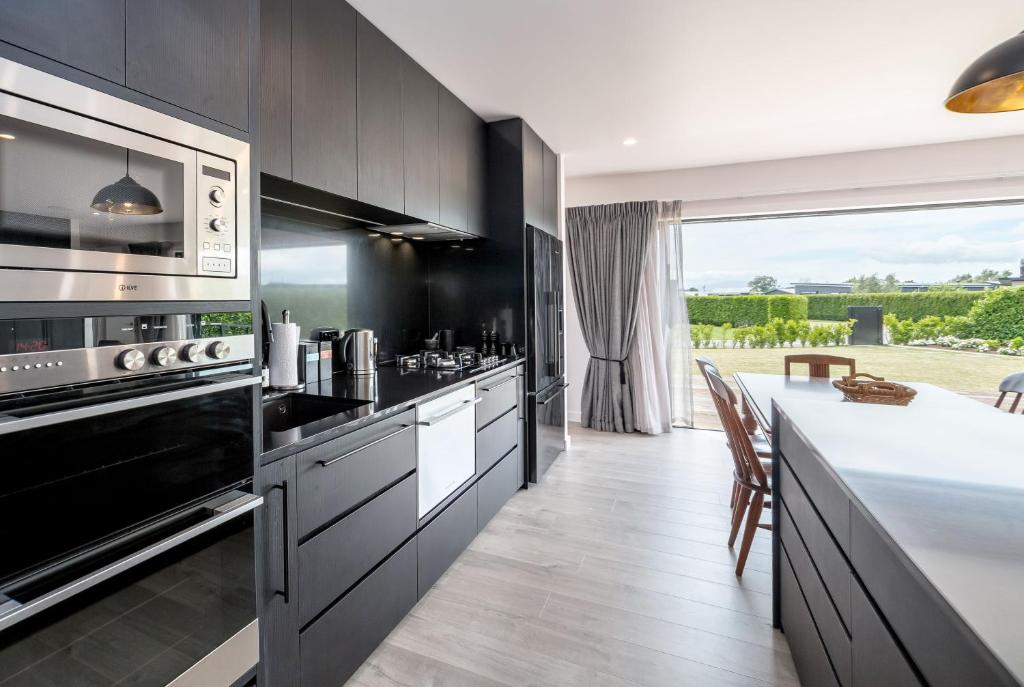 Relax on the Deck - Resim 4