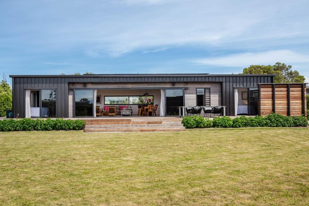 Relax on the Deck - Resim 9