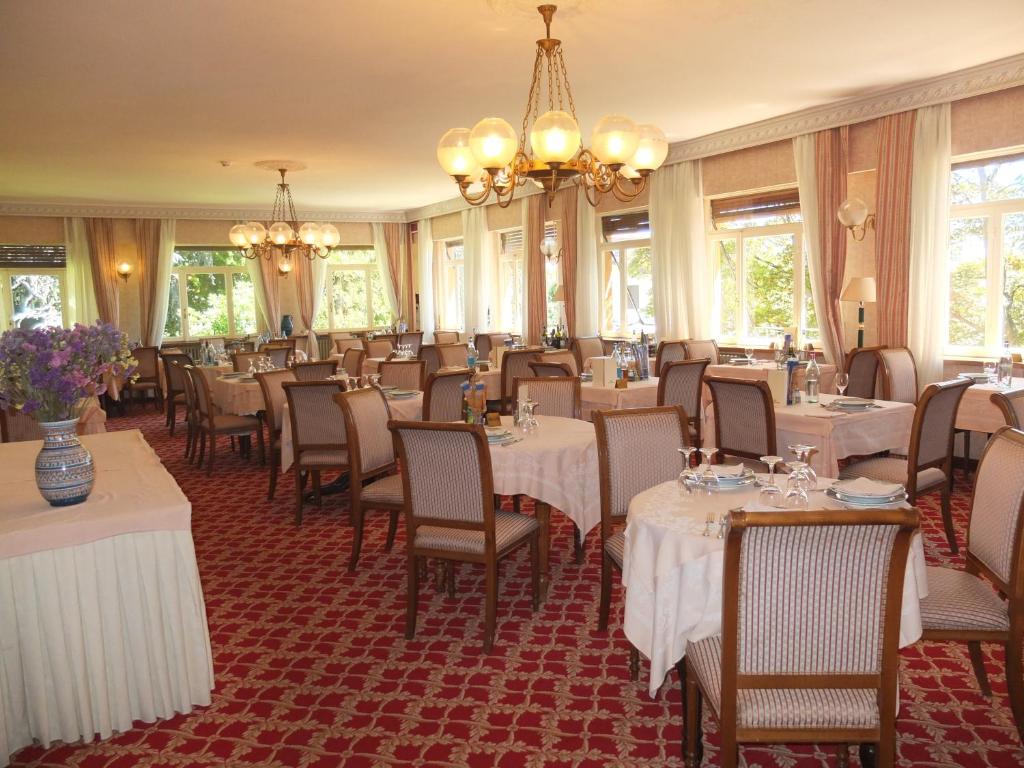 Restaurace v ubytování Hotel Moderno