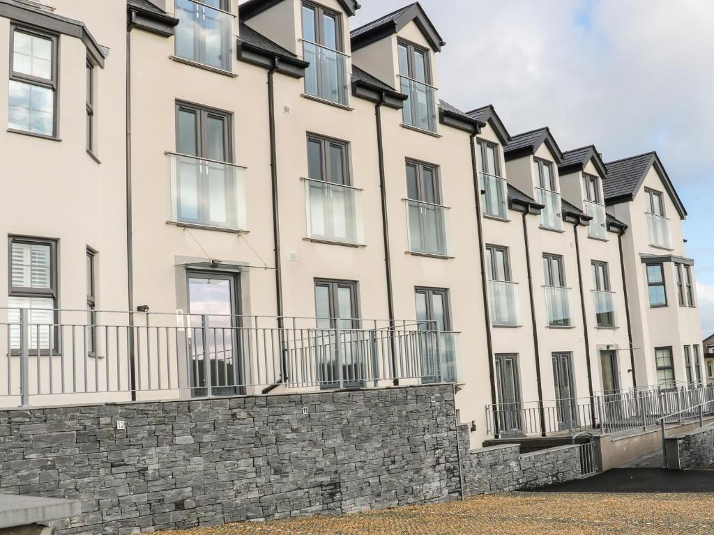 Captain's Quarters Apartment 2, Benllech (updated prices 2024)
