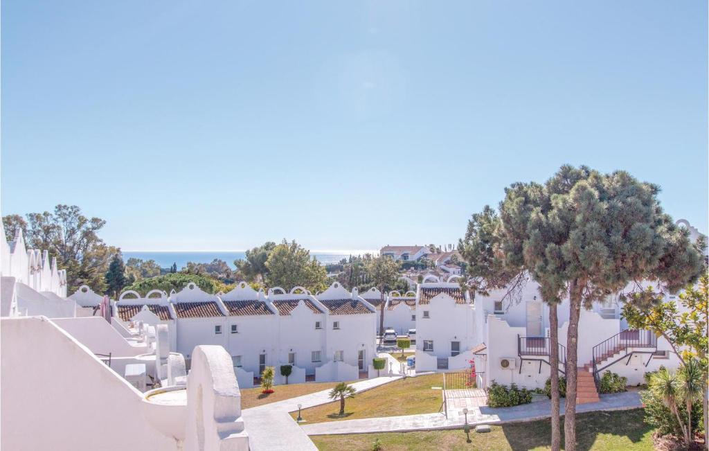 Amazing home in Marbella with WiFi, Outdoor swimming pool and 1 Bedrooms