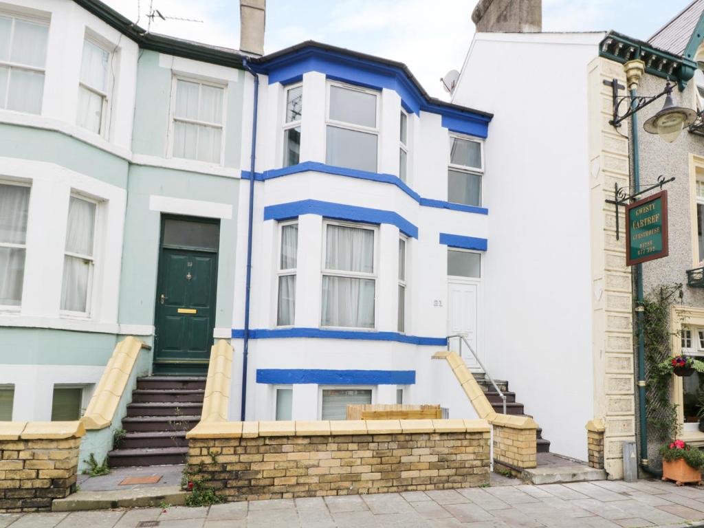 Vacation Home 21 Market Street, Caernarfon, UK