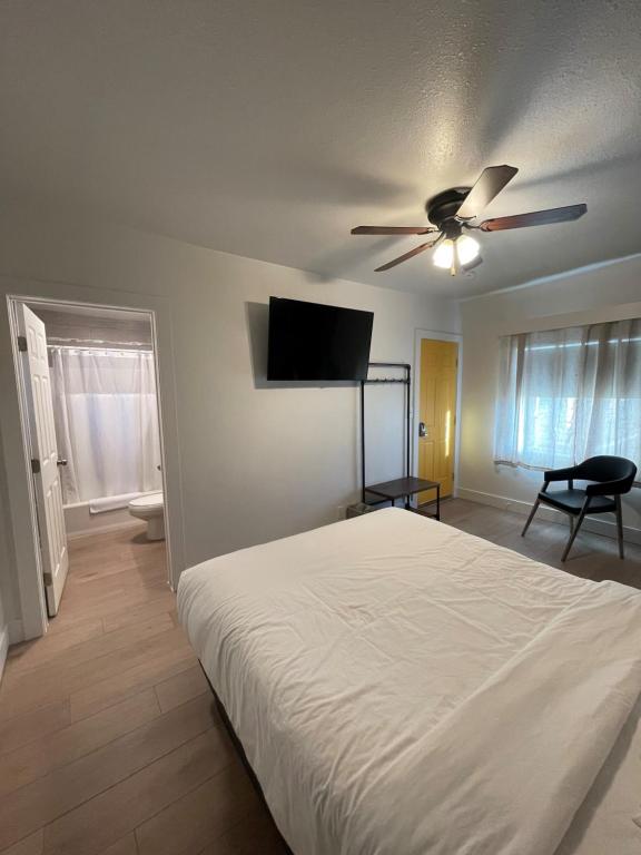 Balanced Rock Inn - Habitación Queen
