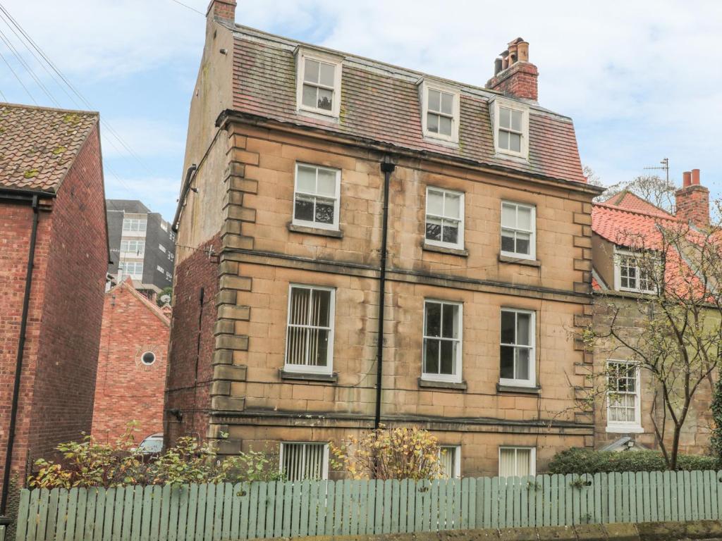 The Surfers Bolt Hole - Housity