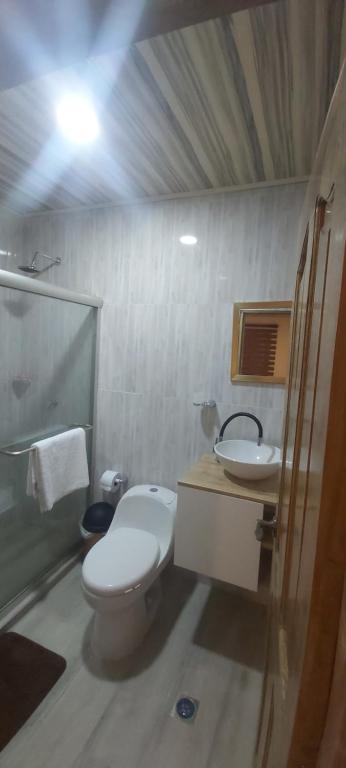 Koupelna v ubytování Aparta Suite Villa Roko