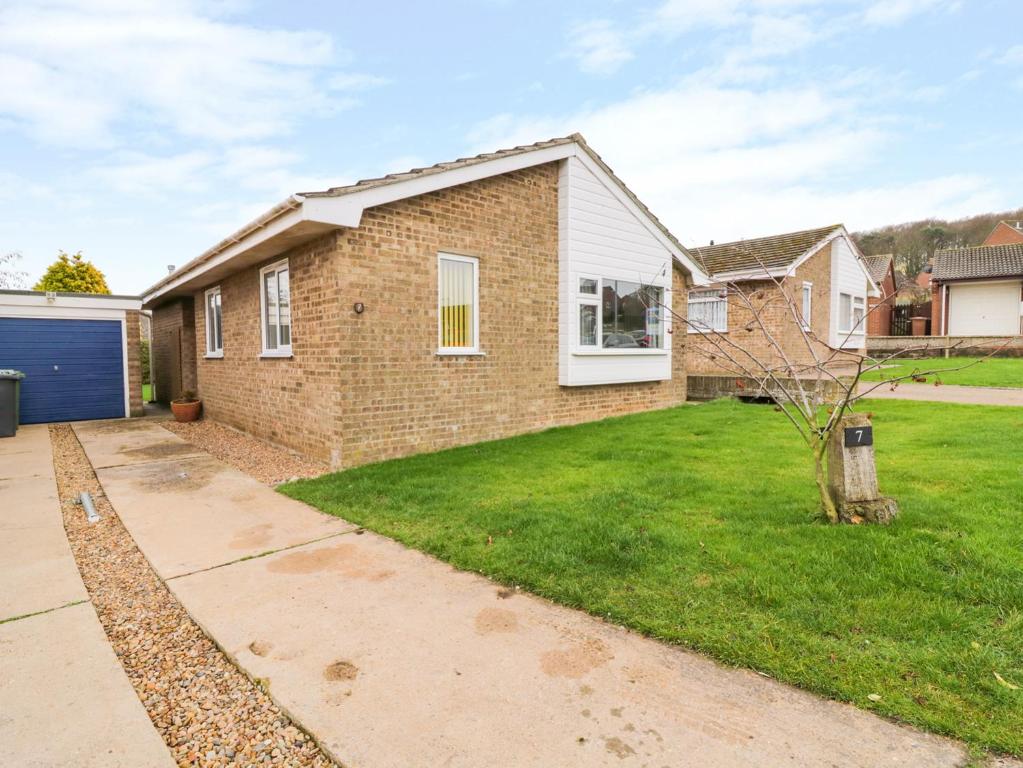 Mayfield Drive, Cromer (updated prices 2024)