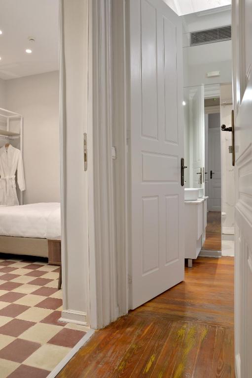 1900 ATHENIAN HOUSE - Resim 22