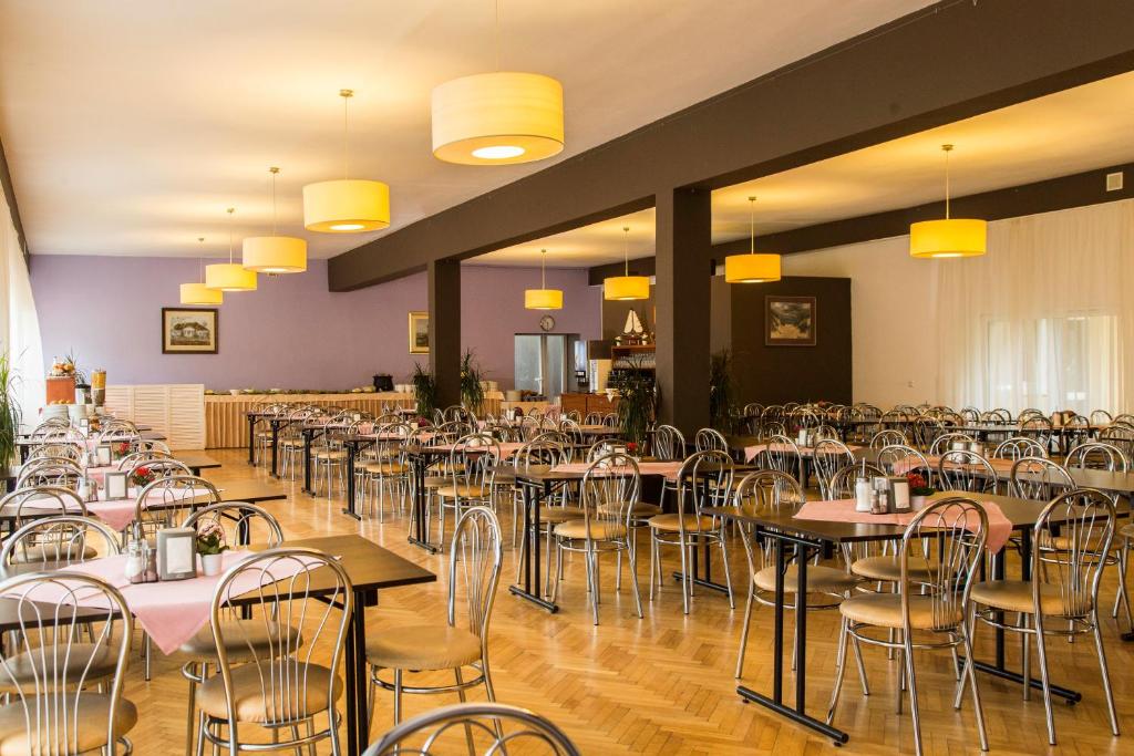 Restaurace v ubytování OW Fala 1