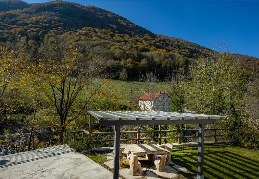 Nespecifikovaný výhled na hory nebo výhled na hory při pohledu z apartmánu