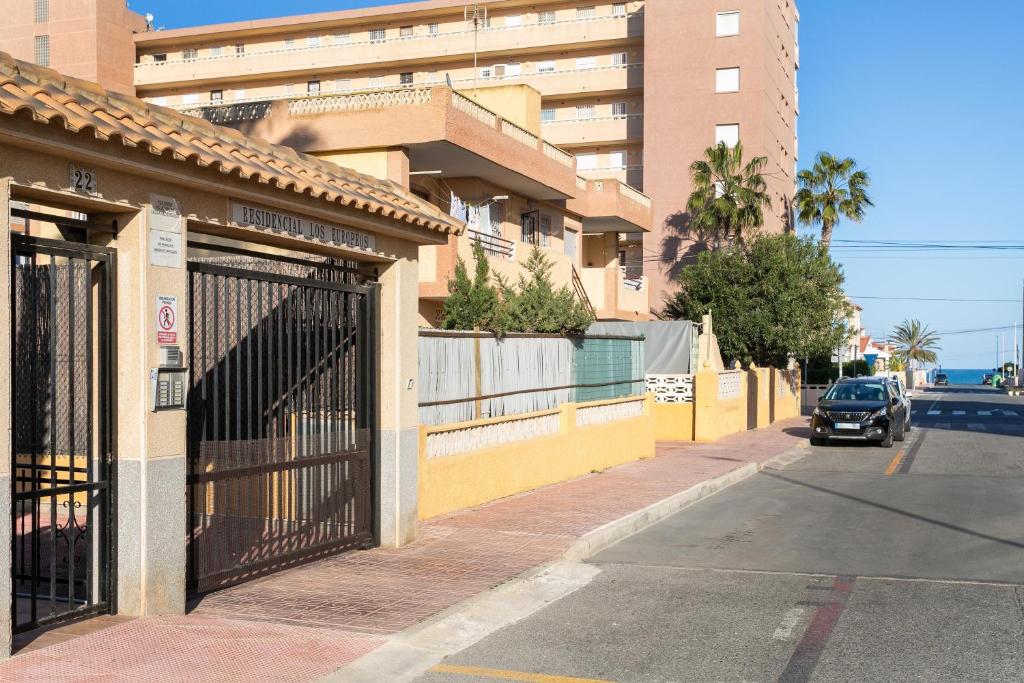 The surrounding neighborhood or a neighborhood close to Az apartmant