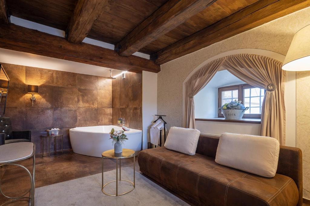 Posezení v ubytování Pytloun Chateau Hotel Ctěnice