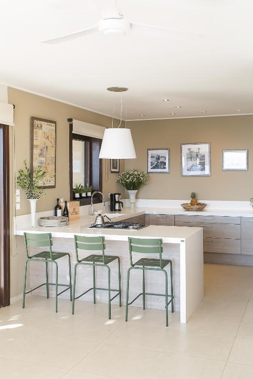 Fotografie z fotogalerie ubytování Terra e Mare Seaview Villa with Private Pool & Beach access v destinaci Benitses