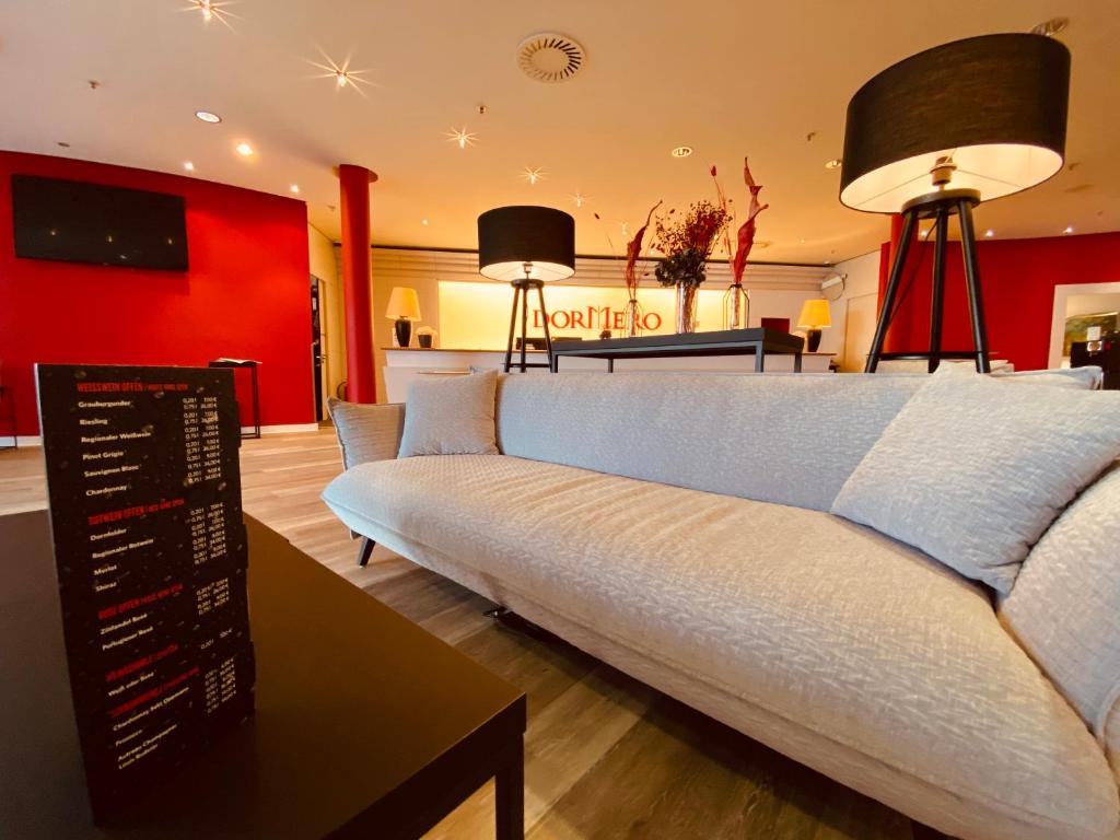 Posezení v ubytování DORMERO Hotel Dresden City