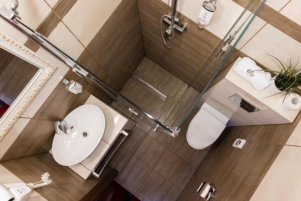 Kúpeľňa v ubytovaní Hotel Diamond w Białym Dworku