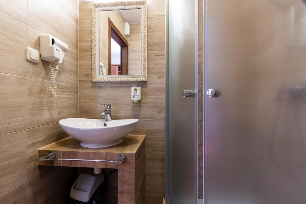 Kúpeľňa v ubytovaní Hotel Diamond w Białym Dworku