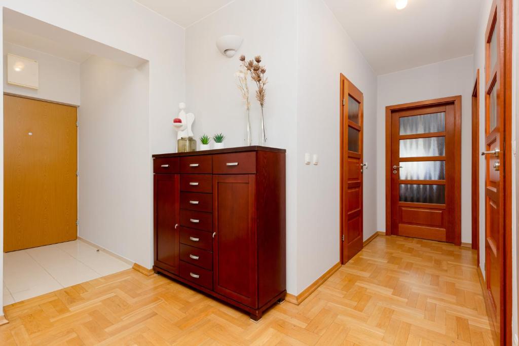 Fotografia z galérie ubytovania Mokotów Apartment Bluszczańska by Noclegi Renters vo Varšave