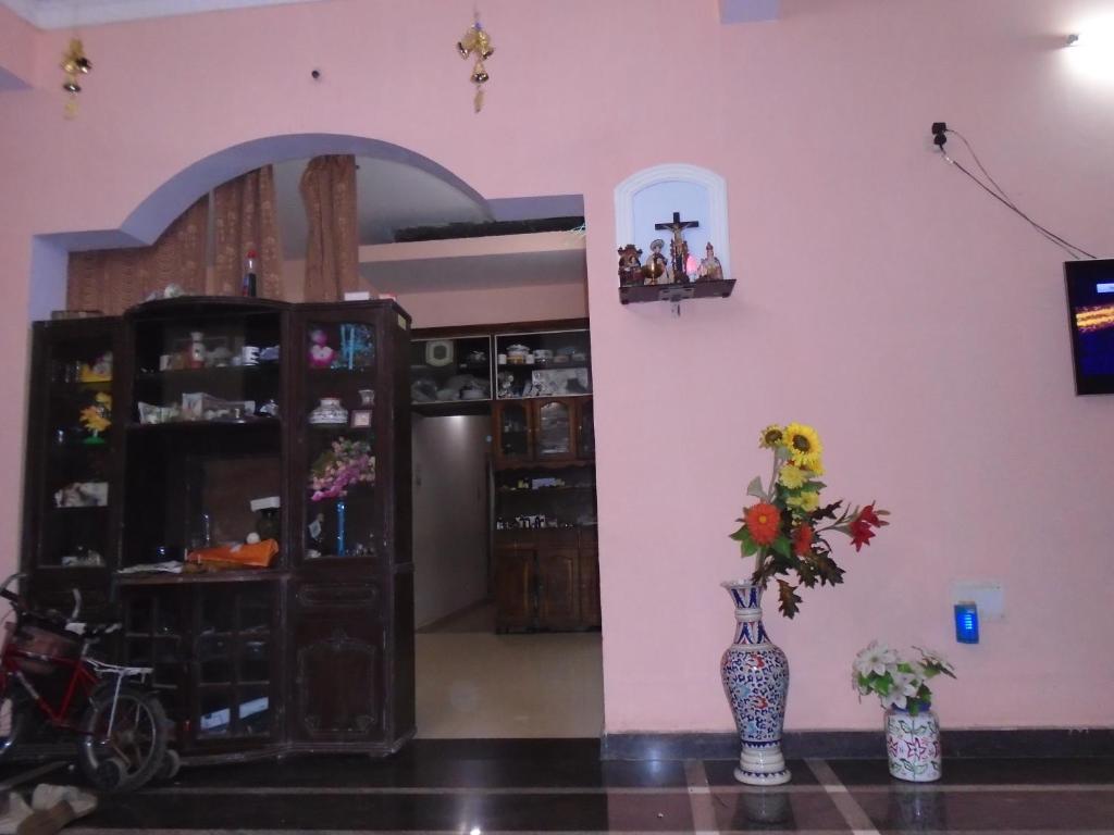 Gallery image of Aguiar Guest House in Colva