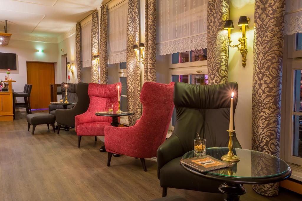 Posezení v ubytování Romantik Hotel Burgkeller Residenz Kerstinghaus
