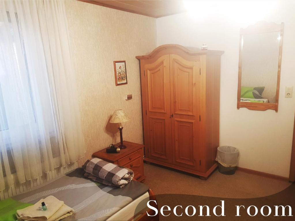 Postel nebo postele na pokoji v ubytování Gasthaus Katrin