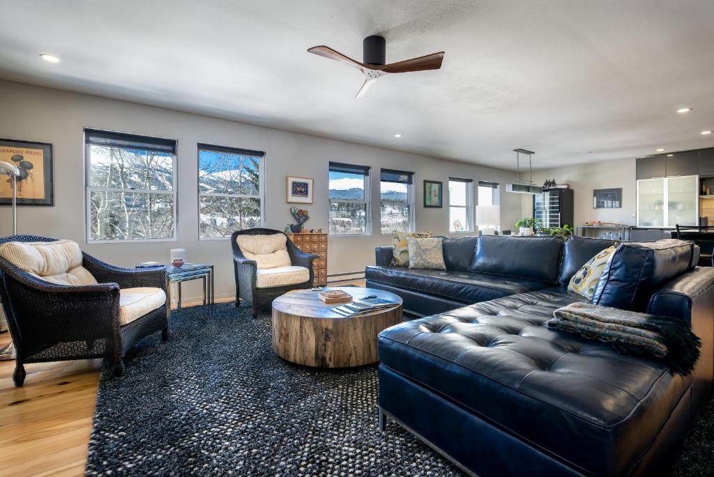 Telemark Condo Perfect for 30 day or Longer Stays, Breckenridge